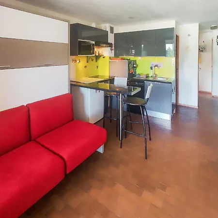Apartment Stunning In *